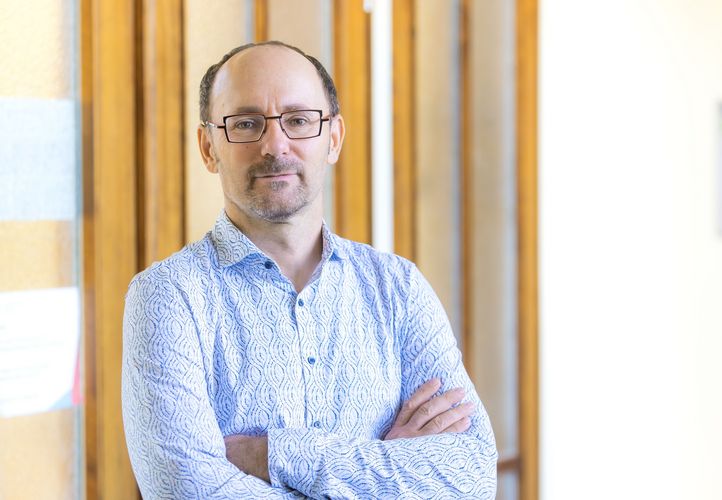 Professor Ralf Seidel from the Peter Debye Institute for Soft Matter Physics at Leipzig University. Photo: Swen Reichhold 