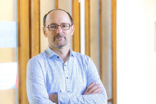 Professor Ralf Seidel from the Peter Debye Institute for Soft Matter Physics at Leipzig University. Photo: Swen Reichhold 