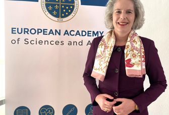 Rektorin Prof. Dr. Eva Inés Obergfell bei der Europäischen Akademie der Wissenschaften und Künste (EASA) in Salzburg. Foto: privat