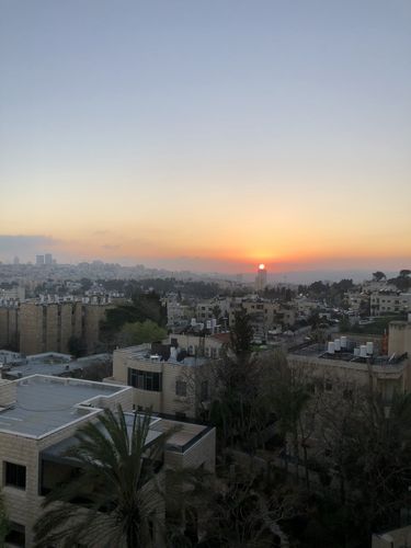 Blick vom Mount Scopus über Jerusalem bei Sonnenuntergang aus dem WG-Zimmer