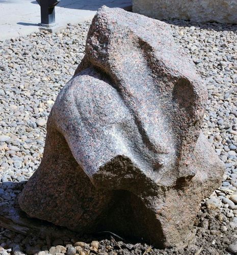 Fragment einer Statue mit dem Namen des Königs Merenptah (1213 bis 1203 vor Christus)