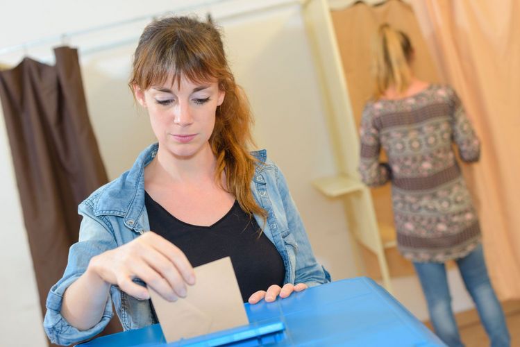 Jungwähler:innen in Sachsen und Thüringen haben sehr häufig die AfD auf dem Stimmzettel angekreuzt.